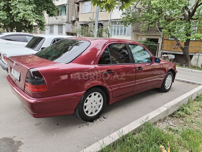 Mercedes C 180 1995, 194,000 km - 1.8 л - Gəncə