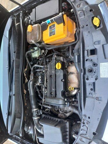 Opel Astra 2010, 333,000 km - 1.4 l - Şəki