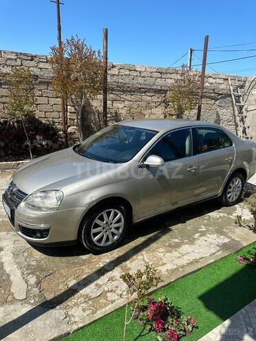 Volkswagen Jetta 2006, 280,000 km - 1.6 l - Bakı