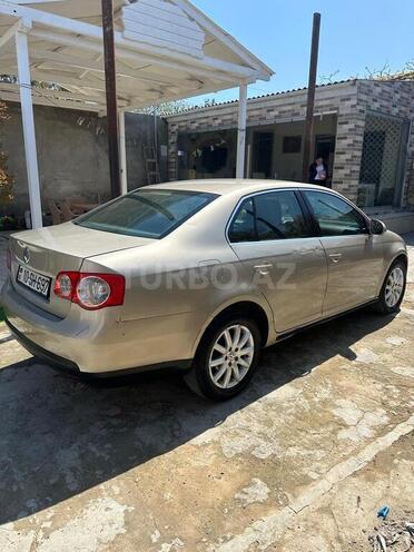 Volkswagen Jetta 2006, 280,000 km - 1.6 l - Bakı