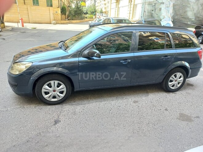 Opel Astra 2006, 270,000 km - 1.3 l - Bakı