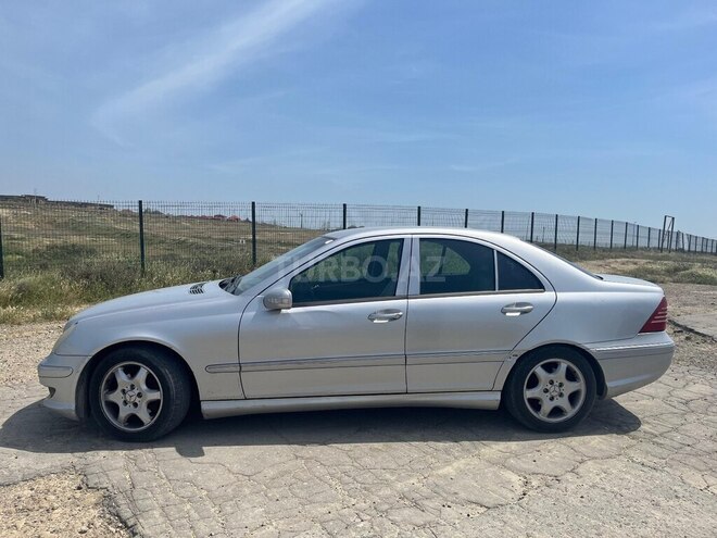 Mercedes C 200 2001, 193,500 km - 2.0 l - Bakı
