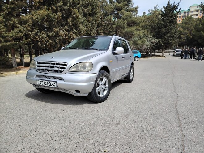 Mercedes ML 270 4MATIC 2000, 444,000 km - 2.7 l - Sumqayıt