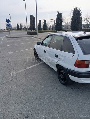 Opel Astra 1994, 350,000 km - 1.4 l - Bakı