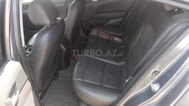 Hyundai Avante 2017, 228,250 km - 1.6 л - Bakı