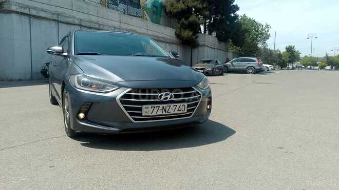 Hyundai Avante 2017, 228,250 km - 1.6 л - Bakı