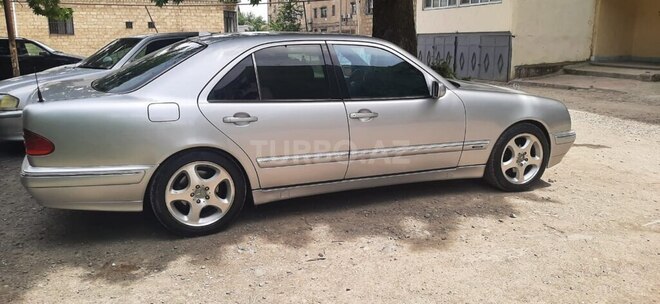 Mercedes E 280 2000, 295,000 km - 2.8 l - Gəncə