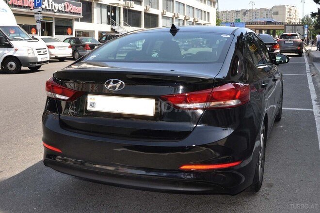 Hyundai Elantra 2017, 198 km - 2.0 l - Bakı