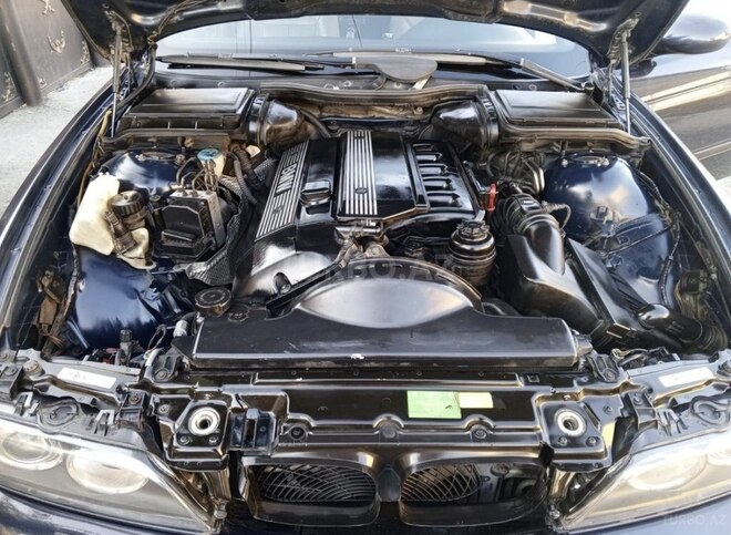 BMW 528 1999, 350,000 km - 2.8 l - Bakı