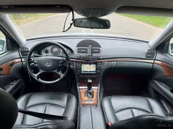 Mercedes E 220 d 2003, 180,000 km - 2.2 l - Lənkəran