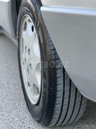 Mercedes 190 1990, 350,000 km - 1.8 л - Bakı