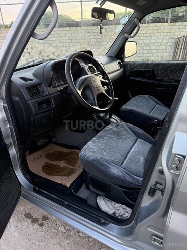 Mitsubishi Pajero io 1999, 269,000 km - 1.8 л - Quba
