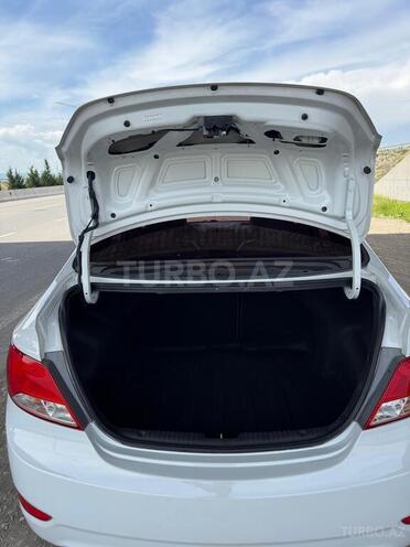 Hyundai Accent 2017, 110,000 km - 1.6 л - Bakı
