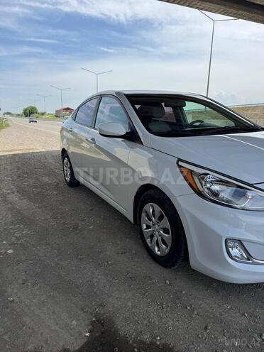 Hyundai Accent 2017, 110,000 km - 1.6 л - Bakı
