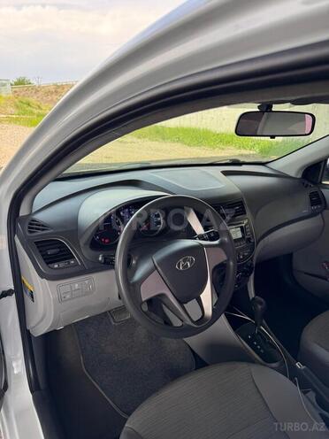 Hyundai Accent 2017, 110,000 km - 1.6 л - Bakı