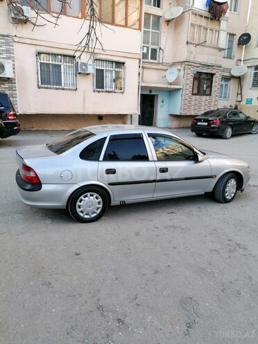 Opel Vectra 1999, 366,700 km - 1.8 l - Xaçmaz