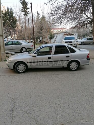 Opel Vectra 1999, 366,700 km - 1.8 l - Xaçmaz