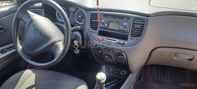 Kia Rio 2005, 285,000 km - 1.5 l - Bakı