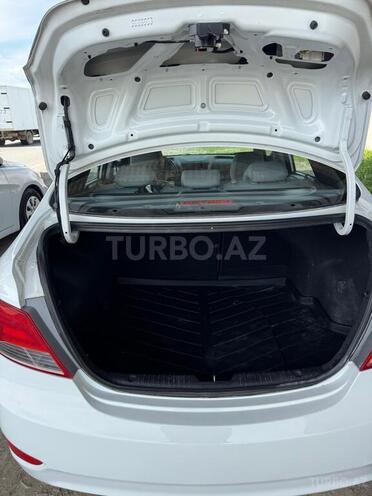 Hyundai Accent 2015, 141,000 km - 1.6 l - Şəmkir