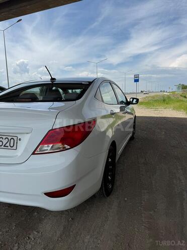 Hyundai Accent 2015, 141,000 km - 1.6 l - Şəmkir