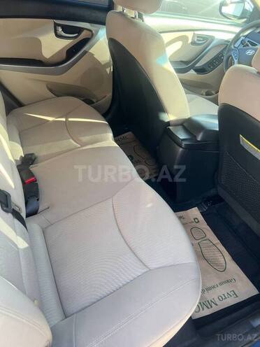 Hyundai Elantra 2015, 87,000 km - 1.8 л - Bakı
