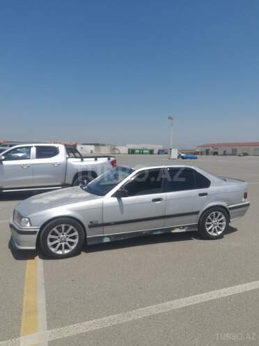 BMW 320 1995, 42,000 km - 2.0 l - Bakı