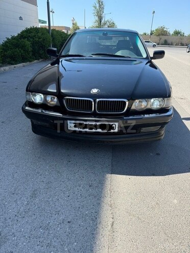 BMW 740 2000, 270,000 km - 3.9 l - Bakı