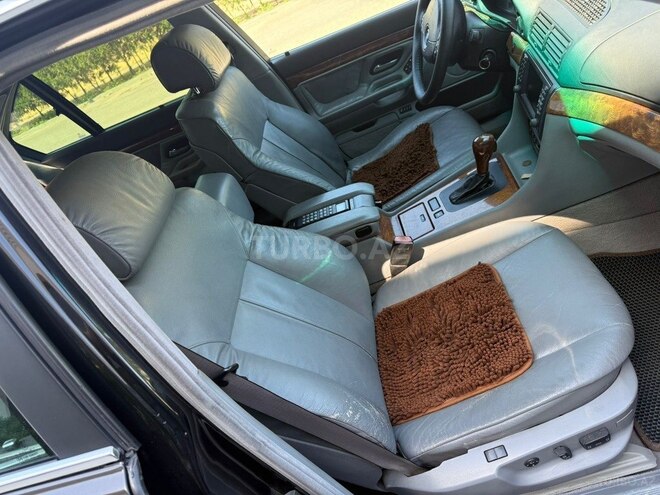 BMW 740 2000, 270,000 km - 3.9 l - Bakı