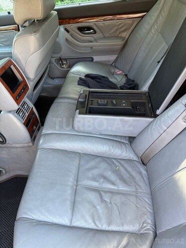 BMW 740 2000, 270,000 km - 3.9 l - Bakı