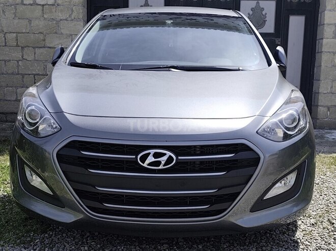 Hyundai i30 2015, 233,000 km - 1.6 l - Ucar