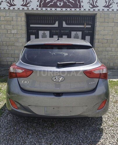 Hyundai i30 2015, 233,000 km - 1.6 l - Ucar