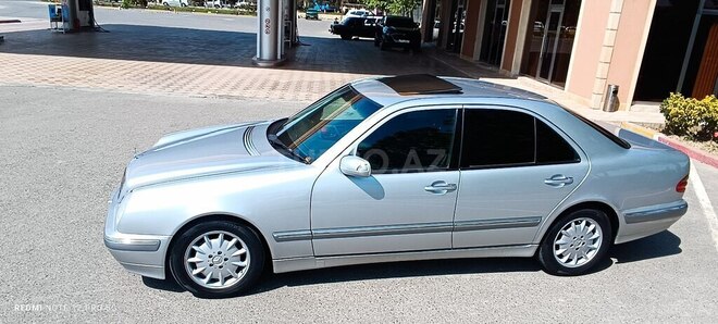 Mercedes E 240 2000, 272,000 km - 2.6 l - Şirvan