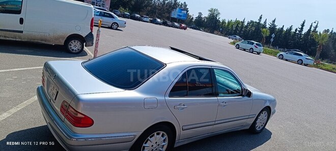Mercedes E 240 2000, 272,000 km - 2.6 l - Şirvan