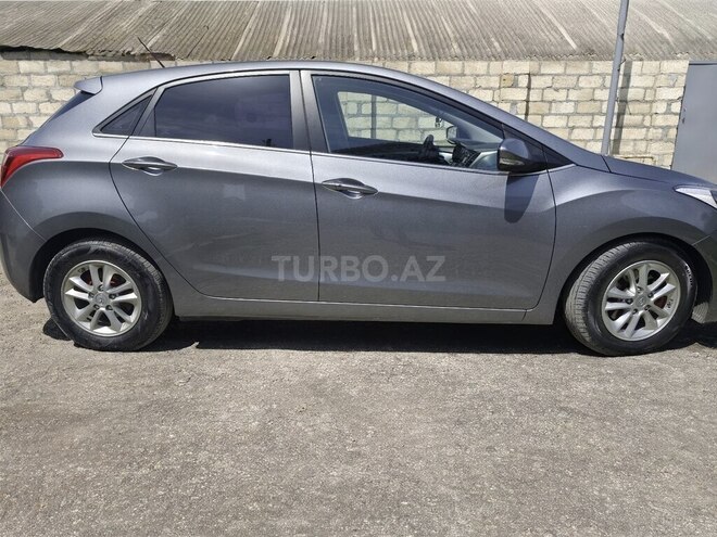 Hyundai i30 2015, 233,000 km - 1.6 l - Ucar