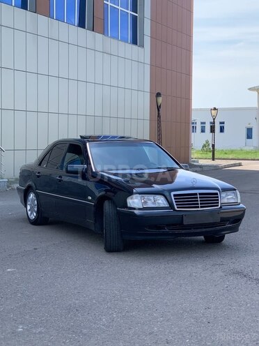 Mercedes C 220 d 1999, 300,000 km - 2.2 л - Saatlı