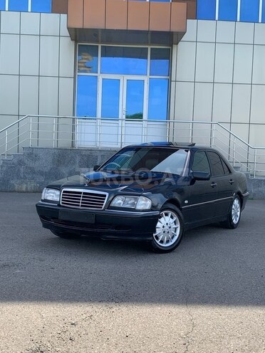 Mercedes C 220 d 1999, 300,000 km - 2.2 л - Saatlı