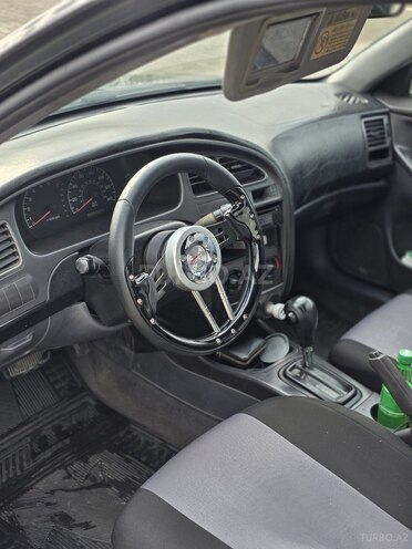 Hyundai Elantra 2002, 200,000 km - 2.0 l - Bakı