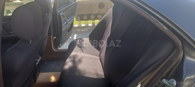 Mercedes E 320 1996, 120,000 km - 3.2 l - Salyan