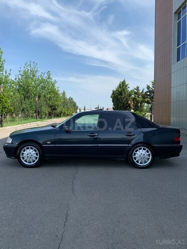 Mercedes C 220 d 1999, 300,000 km - 2.2 л - Saatlı