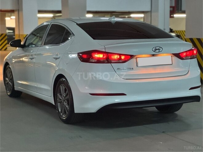 Hyundai Elantra 2016, 134,000 km - 2.0 l - Bakı