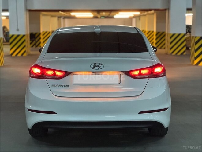 Hyundai Elantra 2016, 134,000 km - 2.0 l - Bakı