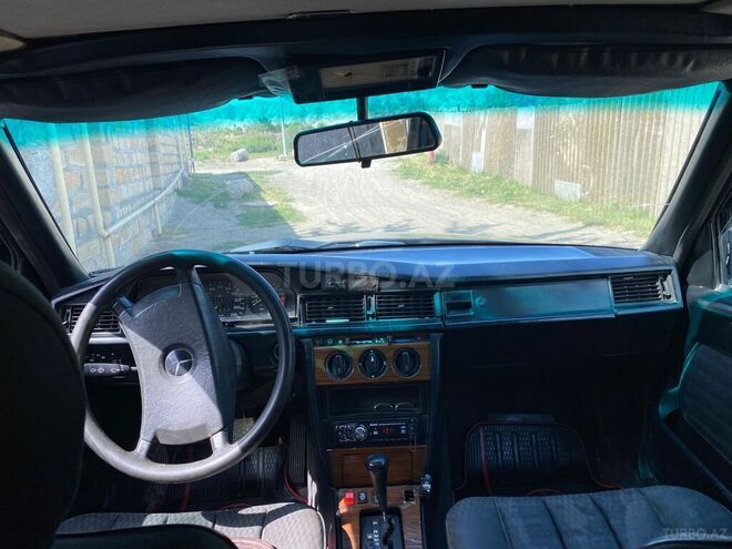 Mercedes 190 1992, 212,000 km - 2.0 л - Mingəçevir