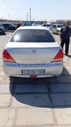 Nissan Sunny 2010, 340,000 km - 1.6 л - Bakı
