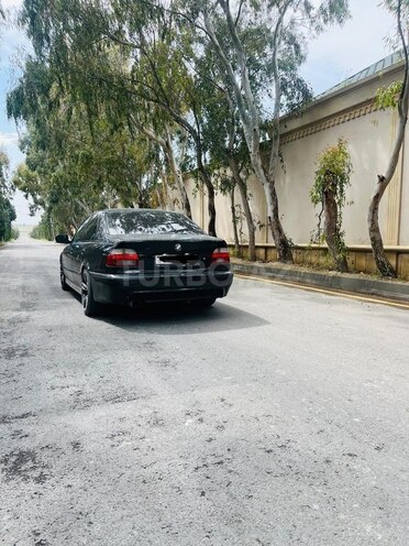 BMW 530 2001, 350,000 km - 3.0 l - Bakı