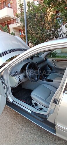 Mercedes C 240 2000, 277,125 km - 2.4 l - Bərdə