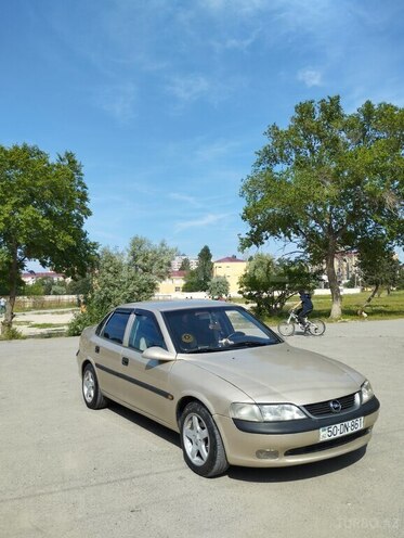 Opel Vectra 1996, 339,000 km - 1.8 l - Sumqayıt
