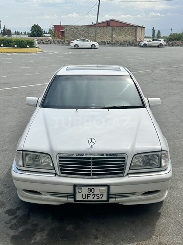 Mercedes C 240 1999, 224,000 km - 2.4 l - Zaqatala