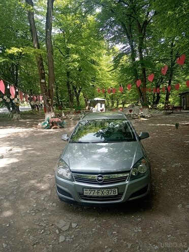 Opel Astra 2010, 248,000 km - 1.4 l - Bakı