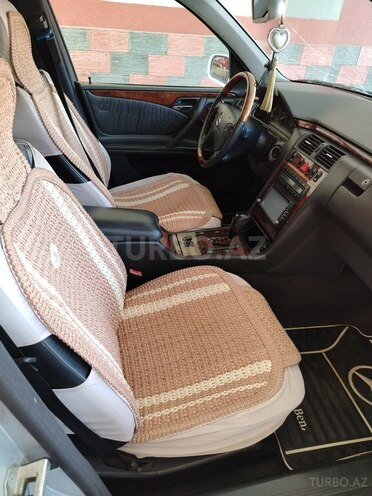 Mercedes E 320 2001, 470,000 km - 3.2 l - Bakı