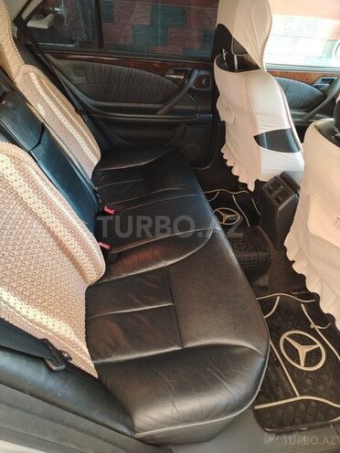 Mercedes E 320 2001, 470,000 km - 3.2 l - Bakı